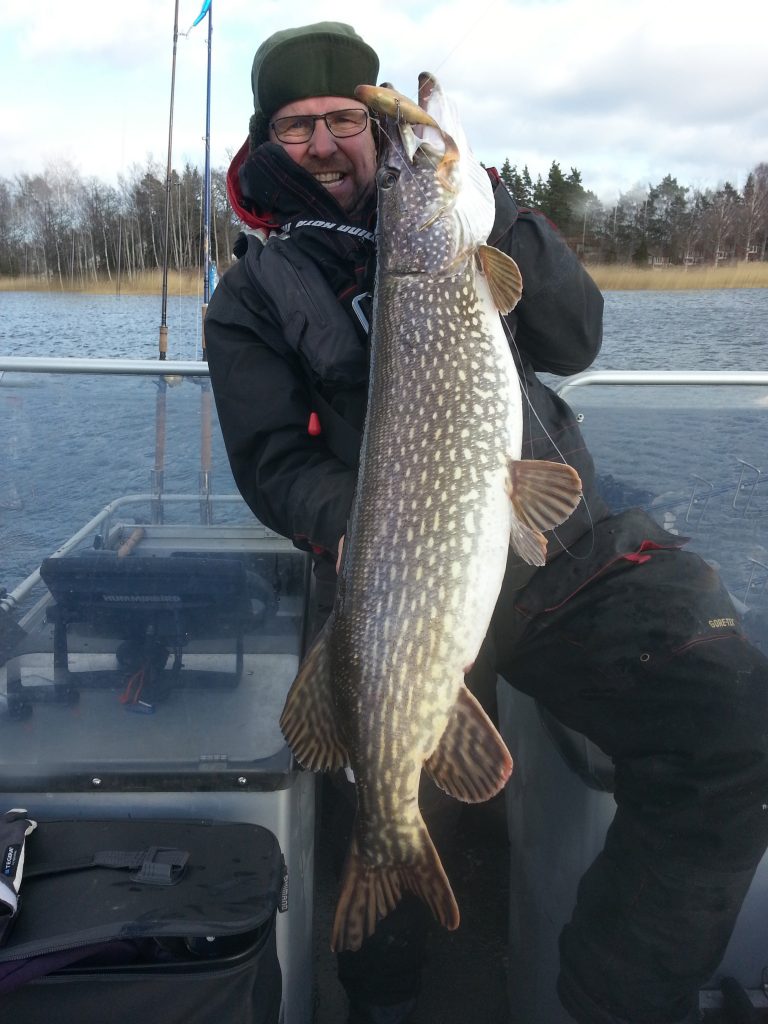 Fiskeguide Micke Puhakka | 20 år som fiskeguide